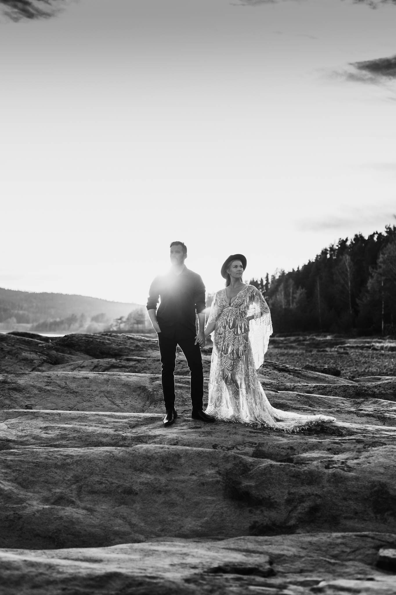 couple photos Norwegian elopement wedding